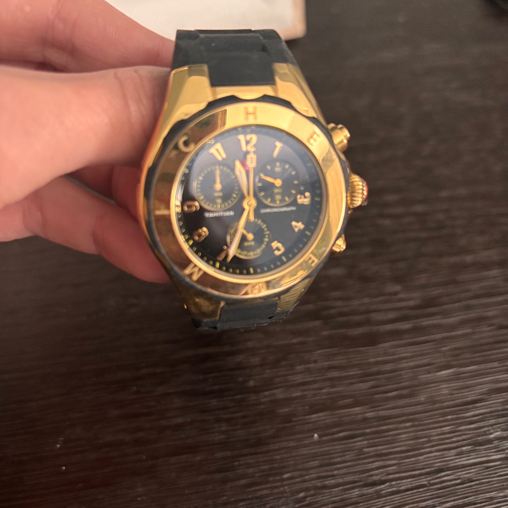 Michelle Watch 250$